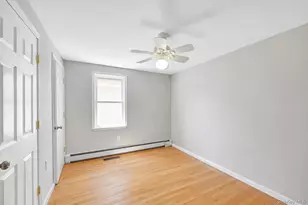 308 Bedell St, Freeport, NY 11520 - Photo 27