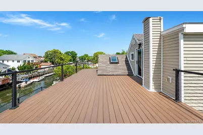 308 Bedell Street, Freeport, NY 11520 - Photo 43