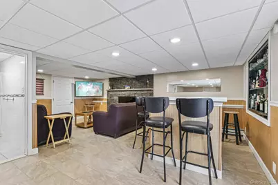 1010 Douglas Avenue, Wantagh, NY 11793 - Photo 33