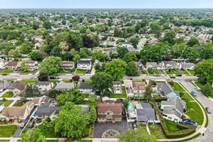 1010 Douglas Ave, Wantagh, NY 11793 - Photo 43