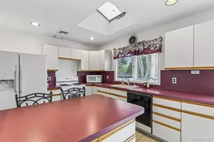 1010 Douglas Ave, Wantagh, NY 11793 - Photo 19