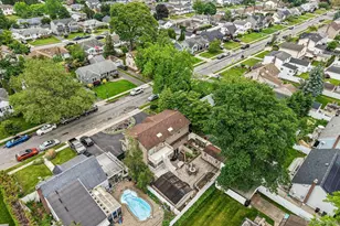 1010 Douglas Ave, Wantagh, NY 11793 - Photo 47