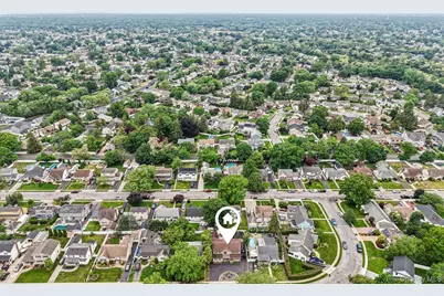 1010 Douglas Avenue, Wantagh, NY 11793 - Photo 45