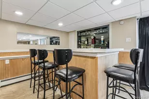 1010 Douglas Ave, Wantagh, NY 11793 - Photo 31