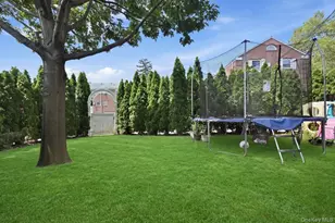 260-70 73rd Ave, Glen Oaks, NY 11004 - Photo 23