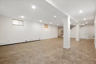 260-70 73rd Ave, Glen Oaks, NY 11004 - Photo 17