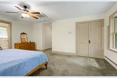 102 E Market Street, Hyde Park, NY 12538 - Photo 29