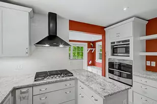 102 E Market St, Hyde Park, NY 12538 - Photo 23
