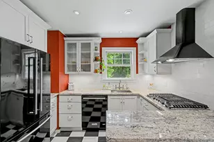 102 E Market St, Hyde Park, NY 12538 - Photo 21