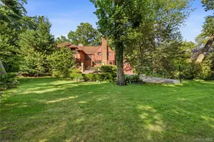 60 Wensley Dr, Great Neck, NY 11020 - Photo 43