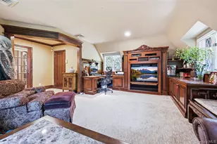 60 Wensley Dr, Great Neck, NY 11020 - Photo 23