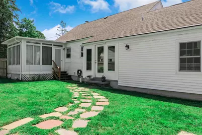 49 Regent Street, Patchogue, NY 11772 - Photo 37