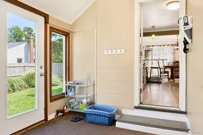 49 Regent Street, Patchogue, NY 11772 - Photo 23