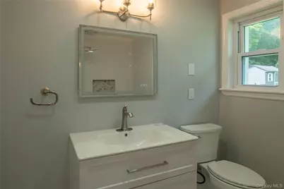 158 Schlueter Drive, Hopewell Junction, NY 12533 - Photo 5
