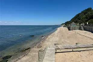 138 Shore Dr, Sound Beach, NY 11789 - Photo 29