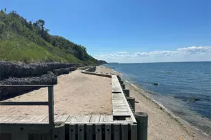 138 Shore Dr, Sound Beach, NY 11789 - Photo 31