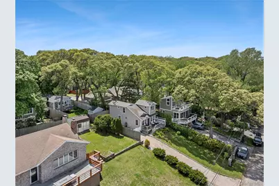 138 Shore Drive, Sound Beach, NY 11789 - Photo 25