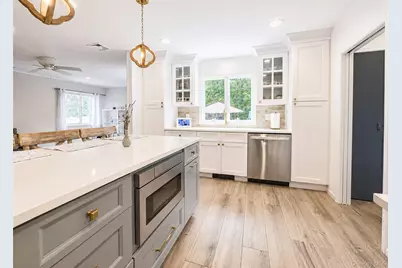 108 Walnut Street, Lake Grove, NY 11755 - Photo 7