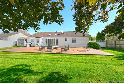 22 Apple Blossom Lane, Patchogue, NY 11772 - Photo 19