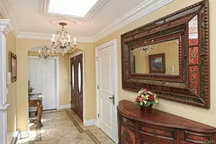 22 Apple Blossom Ln, Patchogue, NY 11772 - Photo 5