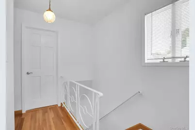 7 Tomkins Court, Commack, NY 11725 - Photo 27