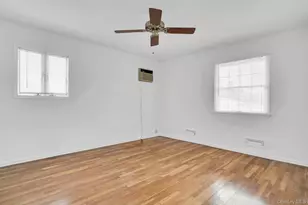 7 Tomkins Ct, Commack, NY 11725 - Photo 31