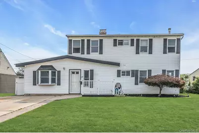 17 Chickadee Lane, Levittown, NY 11756 - Photo 1