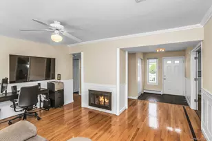 17 Chickadee Ln, Levittown, NY 11756 - Photo 7