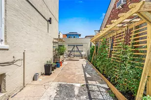 20-25 74th St, East Elmhurst, NY 11370 - Photo 25