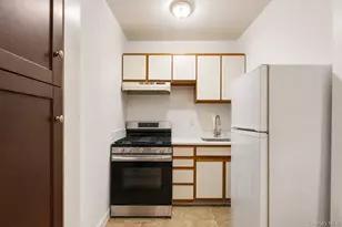 20-25 74th St, East Elmhurst, NY 11370 - Photo 11