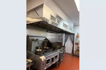 11117 Roosevelt Avenue, Corona, NY 11368 - Photo 9