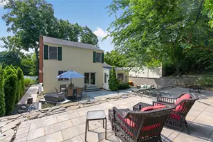 73 Maple Pl, Huntington, NY 11743 - Photo 39