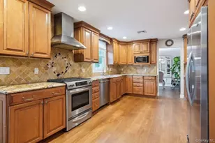 240 Woodhull Ave, Port Jefferson Station, NY 11776 - Photo 5