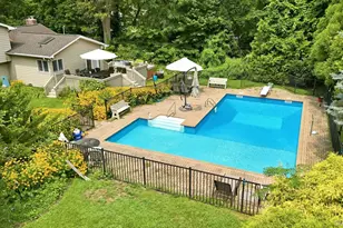 11 Soundview Dr, Port Jefferson, NY 11777 - Photo 27