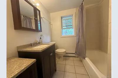 7 Grange Street #2ND FLOOR, Huntington, NY 11743 - Photo 5