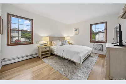151 N East Boulevard, Massapequa, NY 11758 - Photo 11