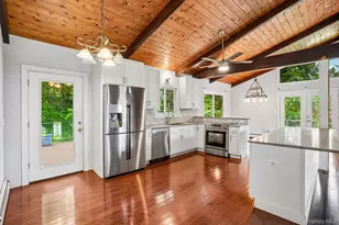 10 Oconnor Ct, Montrose, NY 10548 - Photo 9