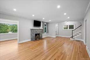3 Walworth Terrace, White Plains, NY 10606 - Photo 7
