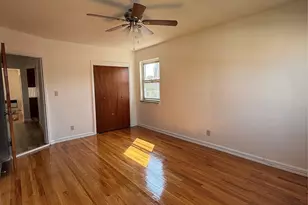 59-36 72nd St, Maspeth, NY 11378 - Photo 11
