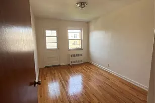 59-36 72nd St, Maspeth, NY 11378 - Photo 15