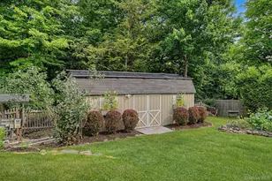 22 Bennington Dr, Highland Mills, NY 10930 - Photo 49