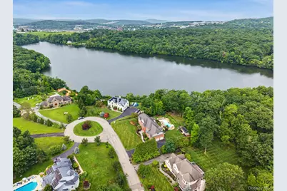 22 Bennington Drive, Highland Mills, NY 10930 - Photo 3