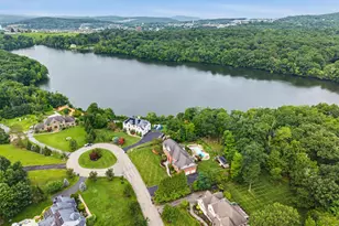 22 Bennington Dr, Highland Mills, NY 10930 - Photo 3