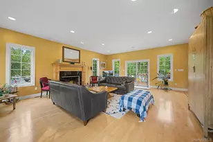 22 Bennington Dr, Highland Mills, NY 10930 - Photo 11