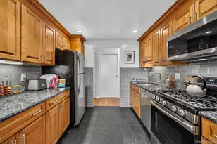 1376 Midland Ave, Yonkers, NY 10708 - Photo 15