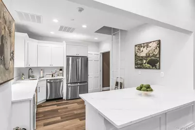 74 Miro Place, Port Washington, NY 11050 - Photo 27