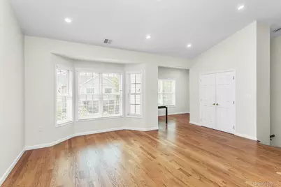 74 Miro Place, Port Washington, NY 11050 - Photo 9