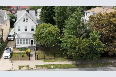 120 S 11th Avenue, Mount Vernon, NY 10550 - Photo 1