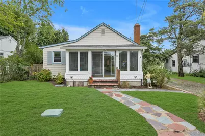 10 Mineola Court, Hampton Bays, NY 11946 - Photo 1