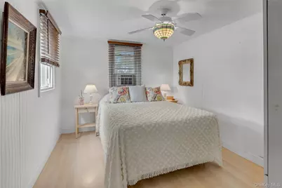 10 Mineola Court, Hampton Bays, NY 11946 - Photo 7